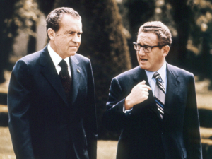 هنري كيسنجر مع الرئيس ريتشارد نيكسون